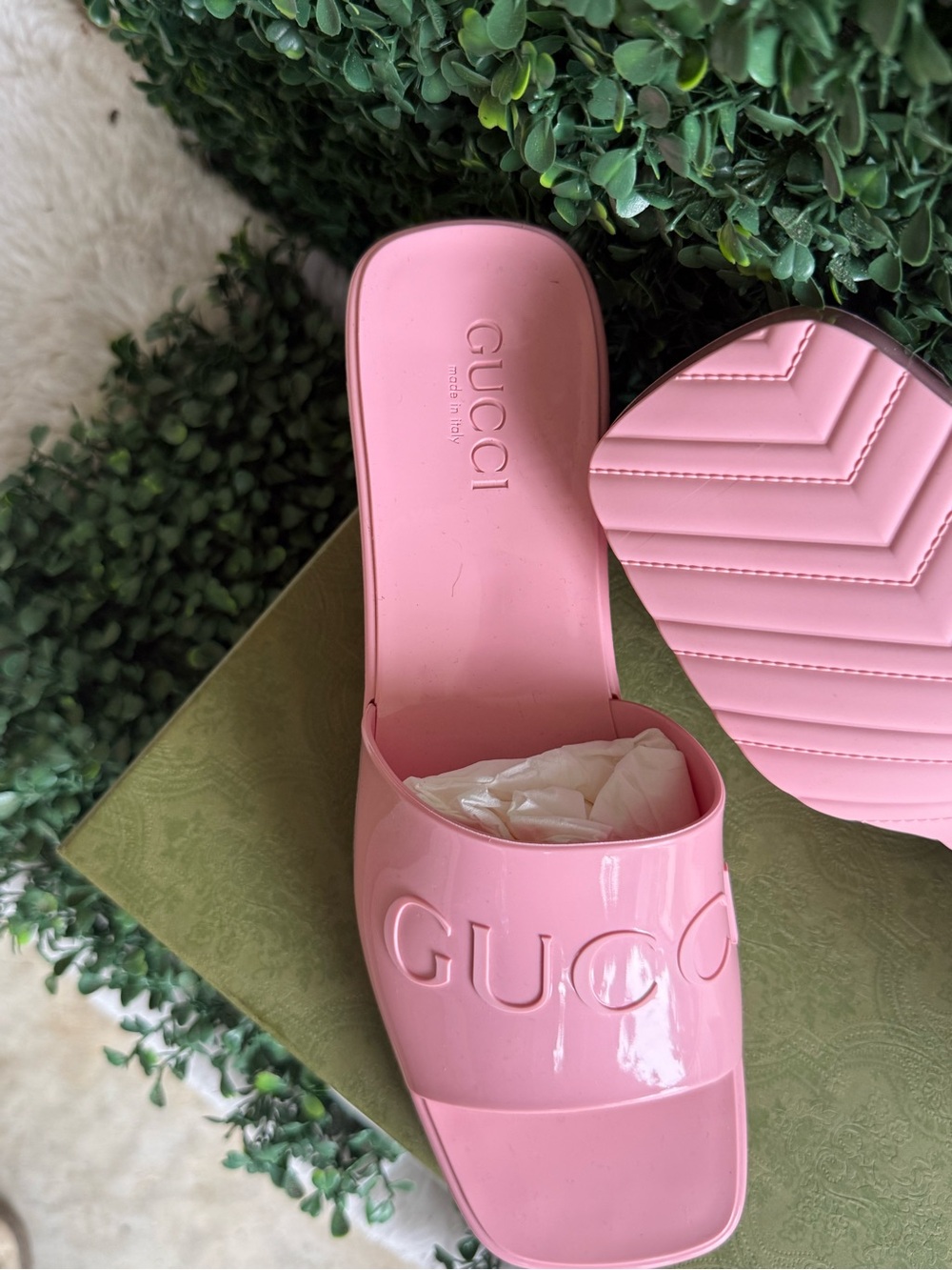 NEW | GUCCI Pink Platform Jelly Logo Slide Sandals Mules sz. 39 Authentic - Picture 2 of 11